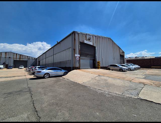 8,000M² WAREHOUSE FOR SALE IN WADEVILLE